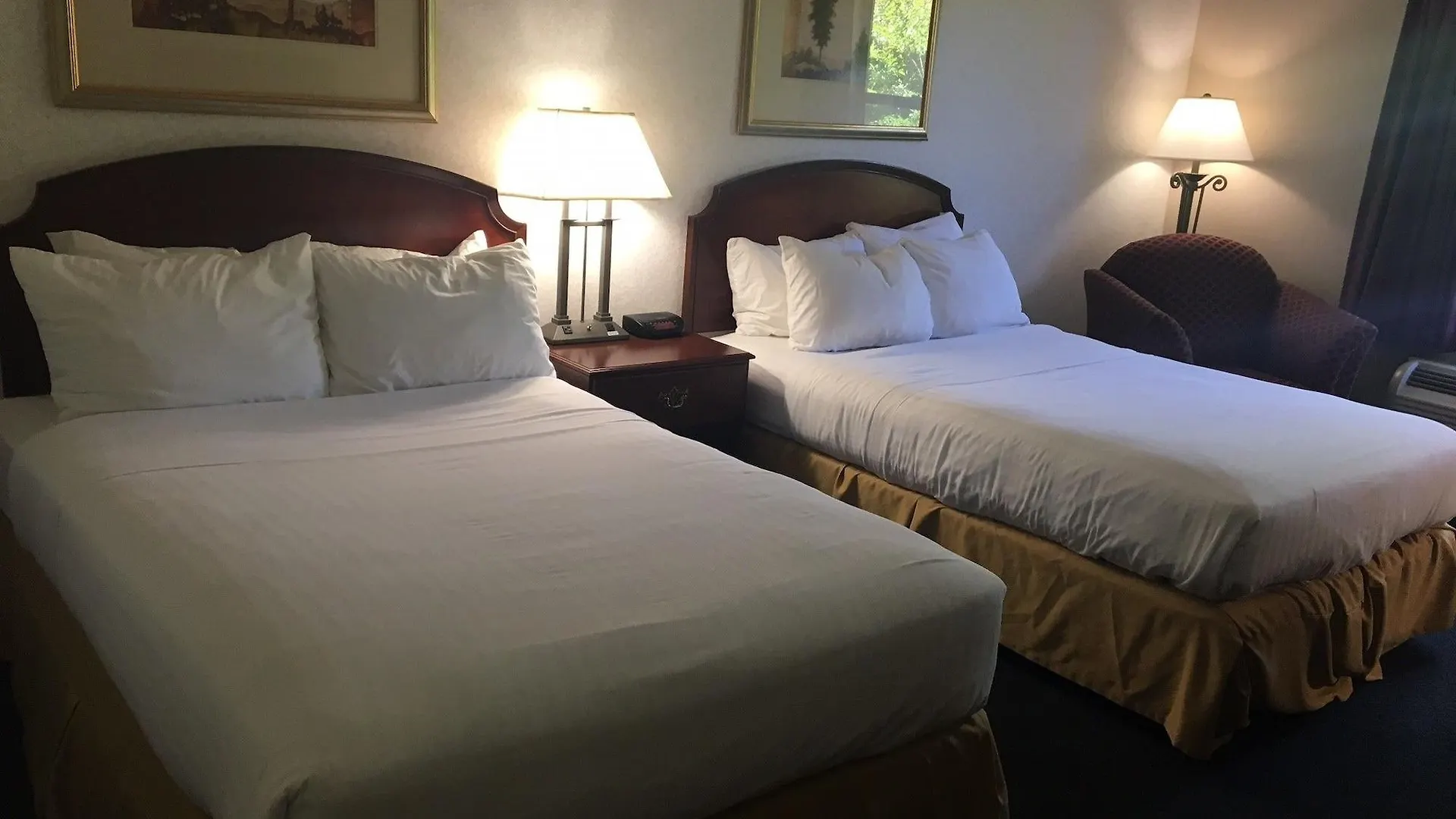Mulberry Inn&Plaza Newport News USA